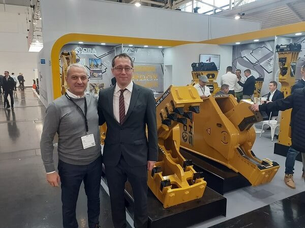Bauma 2022 - Philip Farah (OSA Demolition Equipment) és Takács Kristóf ügyvezető a Ketten Gép képviseletében - Ketten Gép